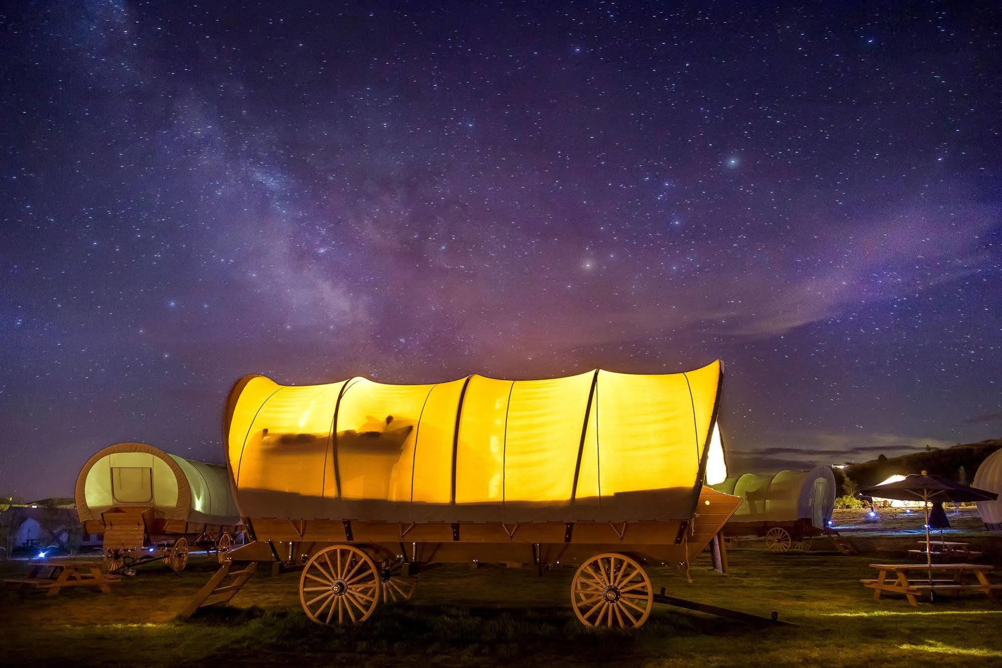Conestoga Ranch Glamping Resort Гарден-Сити Экстерьер фото