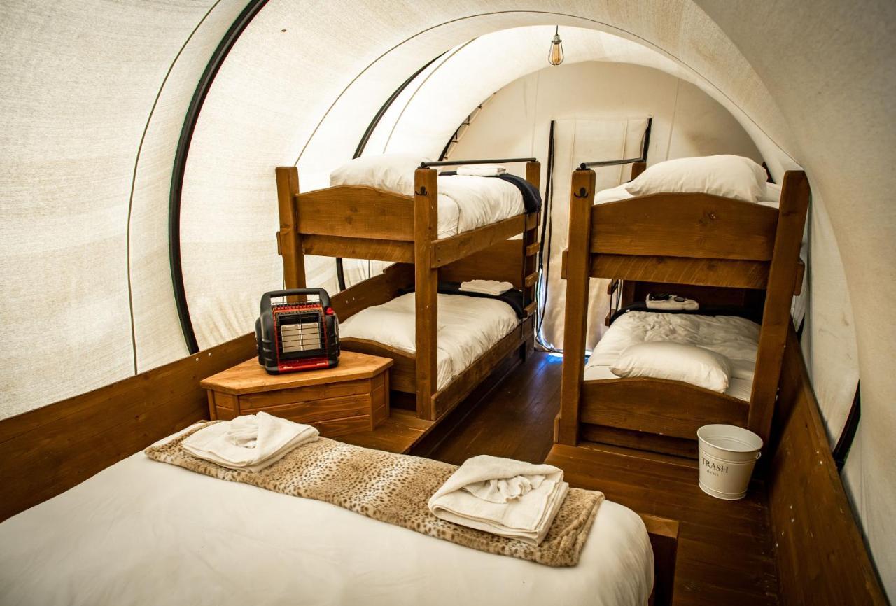 Conestoga Ranch Glamping Resort Гарден-Сити Экстерьер фото